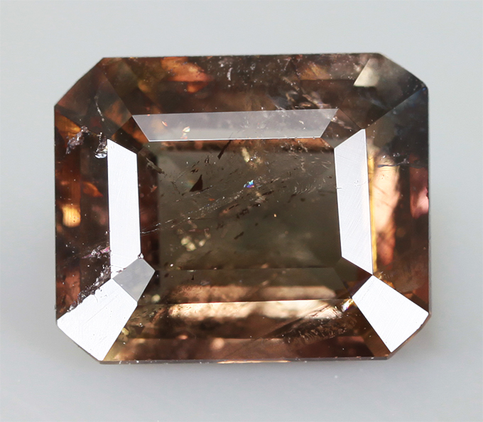 Axinite (Аксинит) 1,07 карат