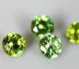 Высокая дисперсия! Набор из 4 уральских демантоидов 0,57 карат 