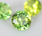 Высокая дисперсия! Набор из 3 уральских демантоидов 0,72 карат 