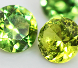 Высокая дисперсия! Набор из 3 уральских демантоидов 0,72 карат 