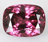 Кольцо с пурпурно-красной шпинелью