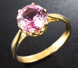 Золотое кольцо с розовым турмалином лазерной огранки 1,89 карат Золото