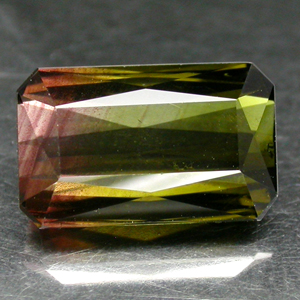 Крупный арбузный турмалин 9,54 карат