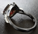 Чудесное серебряное кольцо с мозамбикским гранатом Серебро 925