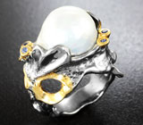Серебряное кольцо с жемчужиной и синими сапфирами Серебро 925