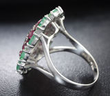 Замечательное серебряное кольцо с изумрудами и рубинами Серебро 925