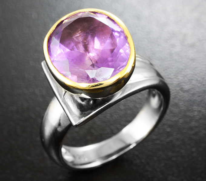 Серебряное кольцо с аметистом