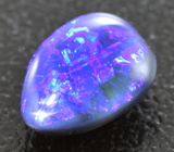 Australian solid opal (Австралийский черный опал) 0,99 карат Не указан