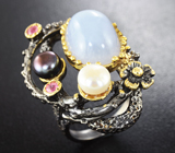 Серебряное кольцо с халцедоном, жемчугом и розовыми сапфирами Серебро 925