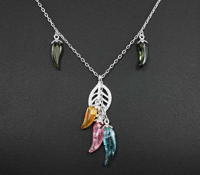 Серебряное колье из коллекции «Drops» с разноцветными турмалинами