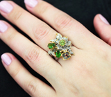 Серебряное кольцо с диопсидами, перидотом и рубином Серебро 925