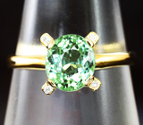Золотое кольцо с «неоновым» мятно-зеленым турмалином 1,7 карат и бриллиантами Золото