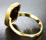 Золотое кольцо с кристаллическим черным опалом 3,32 карат Золото