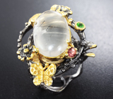 Серебряное кольцо с рутиловым кварцем, диопсидом, родолитом и изумрудом