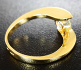 Золотое кольцо с бесцветным муассанитом 0,99 карат Золото