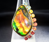 Золотое кольцо с аммолитом аммонита 21+ карат и разноцветными сапфирами Золото