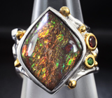 Серебряное кольцо с аммолитом аммонита, оранжевым сапфиром и цаворитами Серебро 925