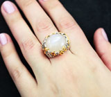 Серебряное кольцо с крупным лунным камнем с «кошачьим глазом» и сапфирами Серебро 925