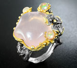 Серебряное кольцо с розовым кварцем, кристаллическими опалами и голубым топазом Серебро 925