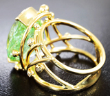 Золотое кольцо с крупным мятно-зеленым турмалином 17,08 карат и бриллиантами Золото