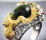 Серебряное кольцо cо скаполитом с эффектом кошачьего глаза и сапфирами