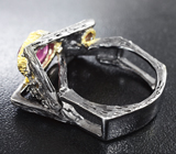 Серебряное кольцо с сапфиром и мозамбикским гранатом Серебро 925