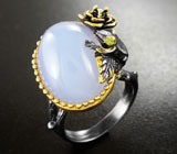 Серебряное кольцо с халцедоном, синим сапфиром и перидотами Серебро 925