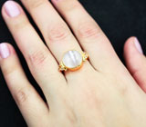 Золотое кольцо с лунным камнем с эффектом кошачьего глаза 8,64 карат Золото