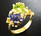 Золотое кольцо с танзанитом 3,08 карат, перидотом и бриллиантом Золото