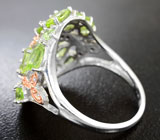 Эффектное серебряное кольцо с перидотами Серебро 925