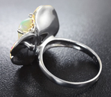 Серебряное кольцо с кристалическим эфиопским опалом и сапфирами Серебро 925