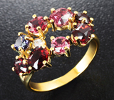 Золотое кольцо с разноцветными шпинелями 3,64 карат и бриллиантом Золото