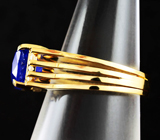Золотое кольцо с танзанитом 5 карат и бриллиантами Золото