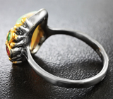 Серебряное кольцо с кристаллическим эфиопским опалом, цаворитами и оранжевыми сапфирами