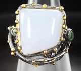 Серебряное кольцо с халцедоном и изумрудами Серебро 925