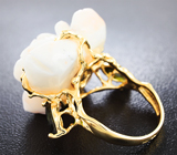 Золотое кольцо с натуральным резным кораллом 37,48 карат, турмалинами и бриллиантами Золото