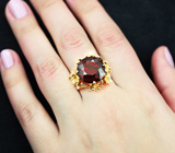 Золотое кольцо с крупным рубеллитом турмалином 10,2 карат и бриллиантами Золото