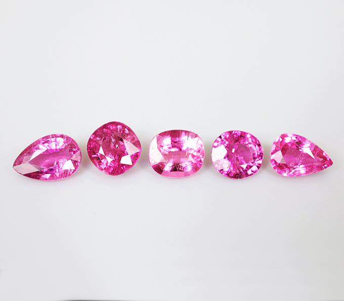 Набор из 5 рубеллитов турмалинов 4,36 карата