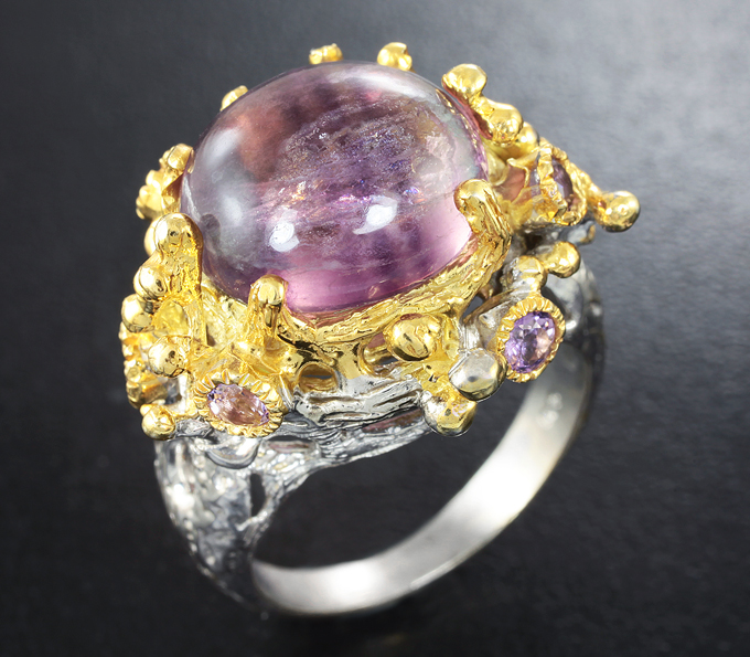 Серебряное кольцо с флюоритом и аметистами