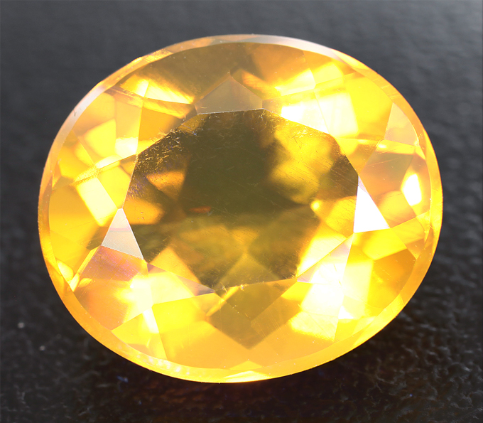 Ограненный мексиканский опал 4,79 карата