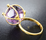 Золотое кольцо с аметистом 13,28 карата и лейкосапфирами Золото