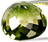 Золотисто-зеленый турмалин 11,72 карата 