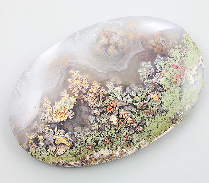 Крупный «садовый» агат 108,87 карат