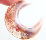 «Садовый» агат в форме полумесяца 24,83 карат 