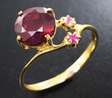Золотое кольцо с рубином 3,47 карата Золото