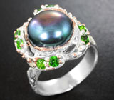 Серебряное кольцо с цветной жемчужиной и диопсидами Серебро 925