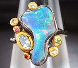 Серебряное кольцо с кристаллическим эфиопским опалом, голубым топазом и разноцветными сапфирами  Серебро 925