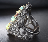 Серебряное кольцо с кристаллическими эфиопскими опалами и турмалинами Серебро 925