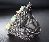 Серебряное кольцо с кристаллическими эфиопскими опалами и турмалинами Серебро 925