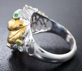 Серебряное кольцо с розовым кварцем, сапфирами и цаворитами Серебро 925